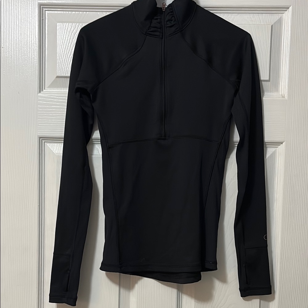 Women's Black Long sleeve workout top